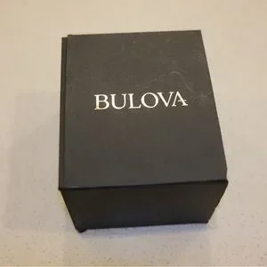 Disney Club 33 Emerald 55 Anniversary Watch BULOVA Bulova | Accessories | Disney Club 33 Emerald 55 Anniversary  main image 2